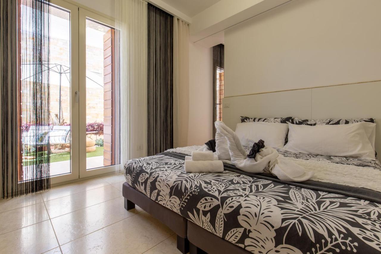 Residenze Longhi Bed & Breakfast Васто Екстериор снимка