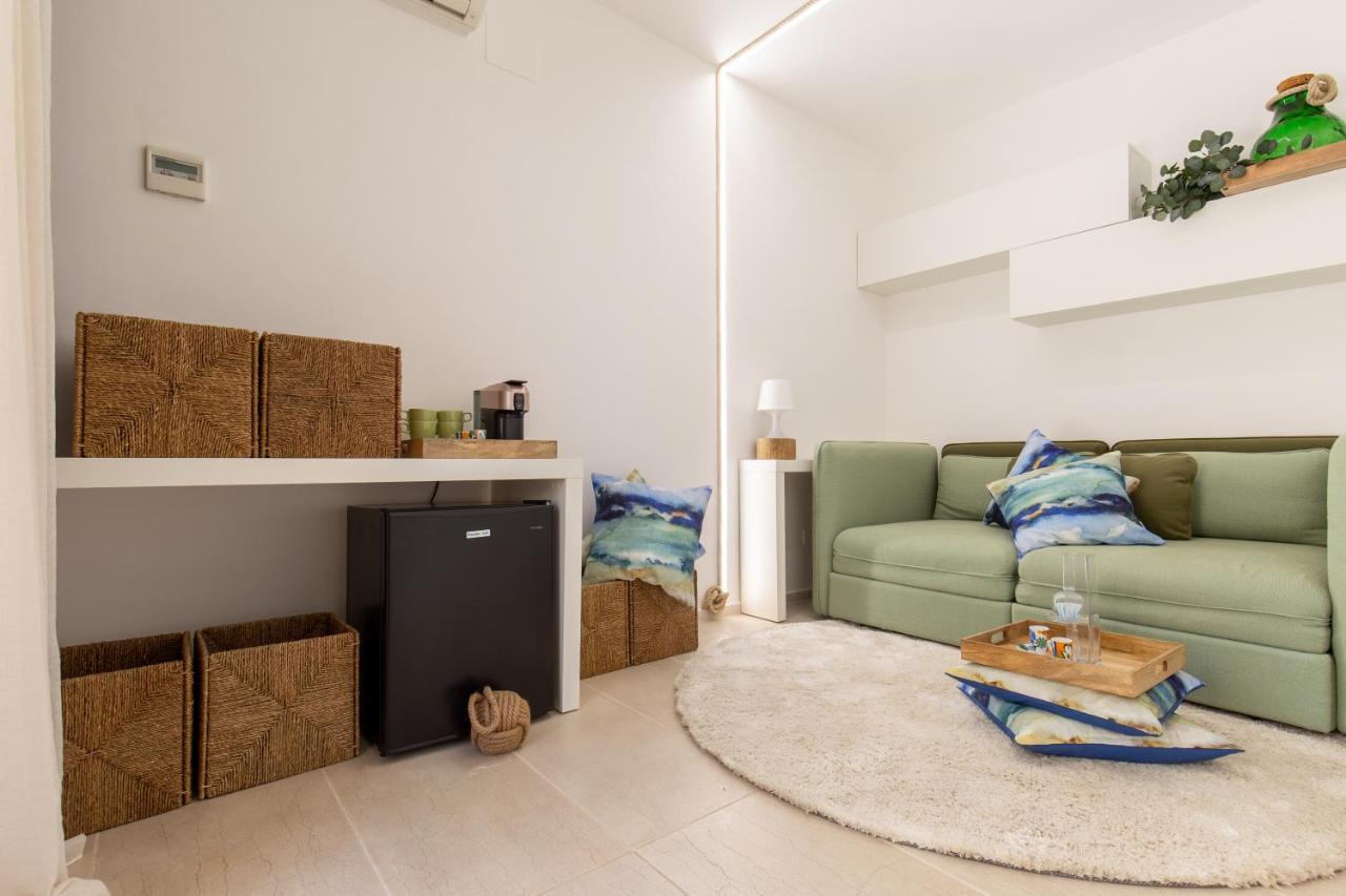 Residenze Longhi Bed & Breakfast Васто Екстериор снимка