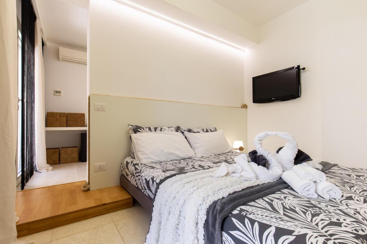 Residenze Longhi Bed & Breakfast Васто Екстериор снимка
