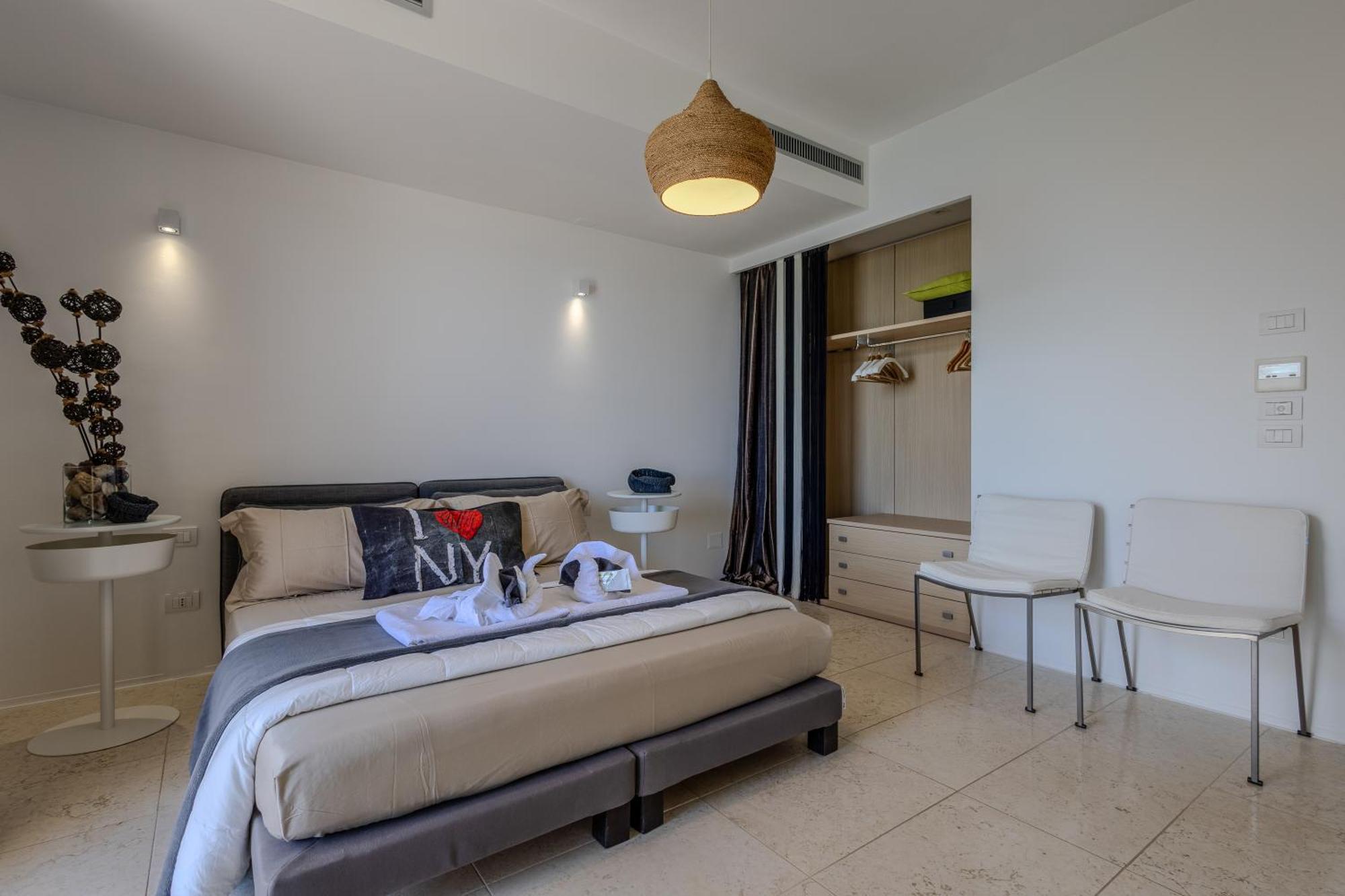 Residenze Longhi Bed & Breakfast Васто Екстериор снимка