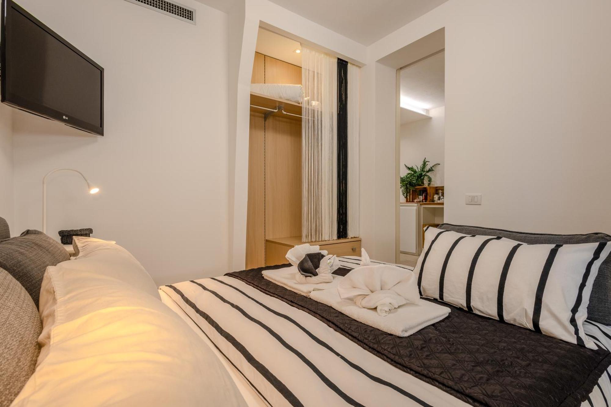 Residenze Longhi Bed & Breakfast Васто Екстериор снимка