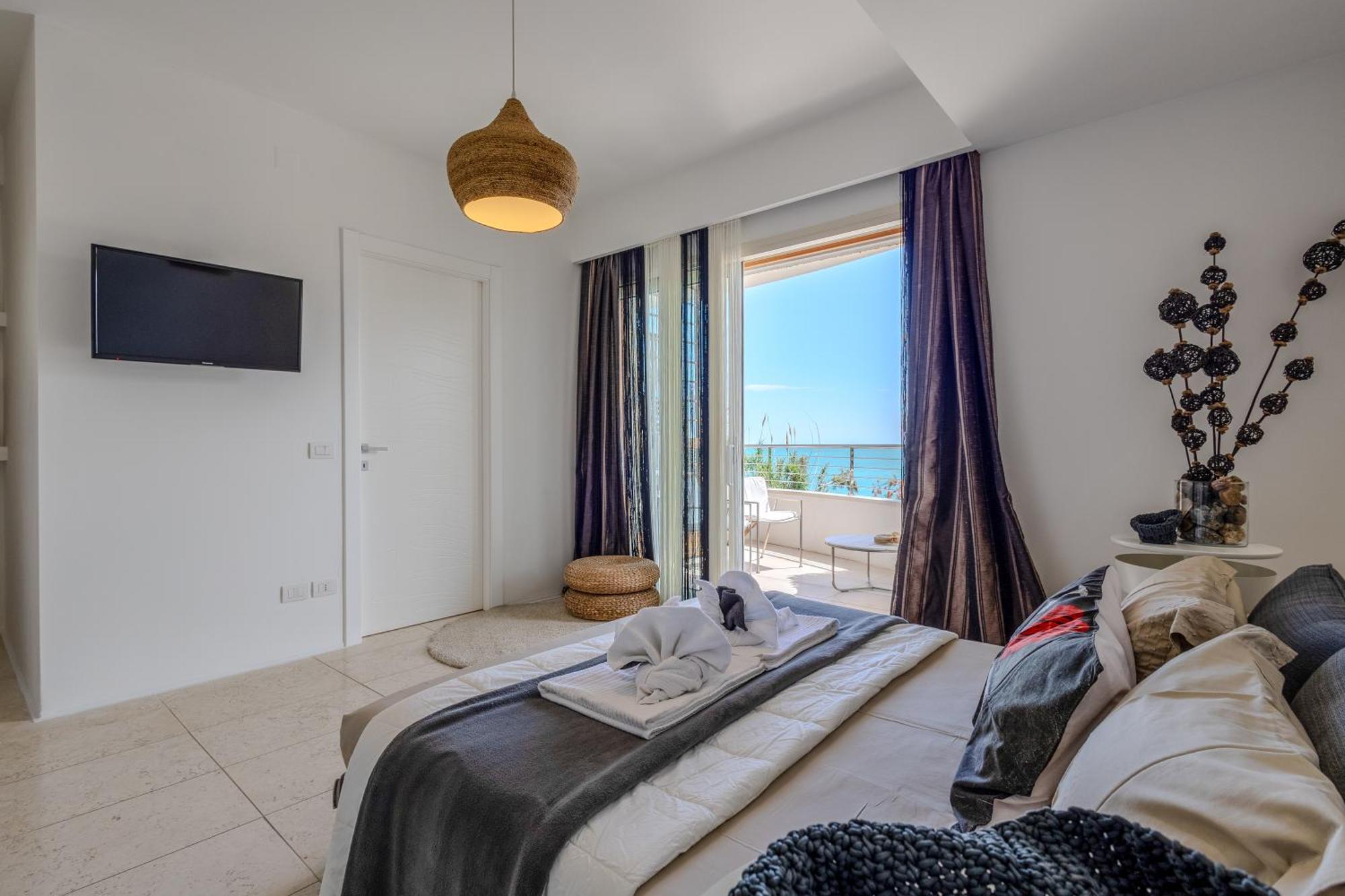 Residenze Longhi Bed & Breakfast Васто Екстериор снимка