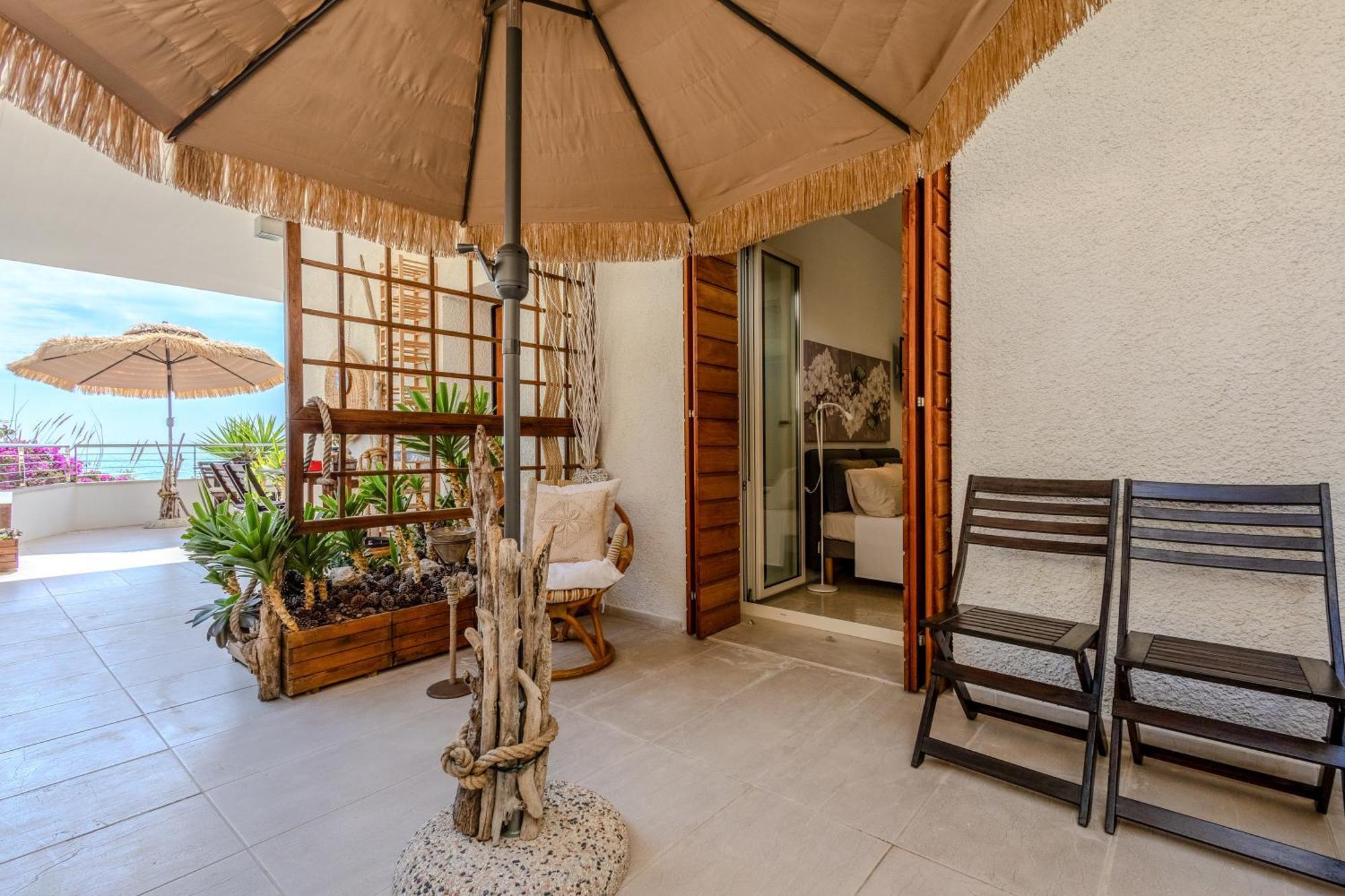 Residenze Longhi Bed & Breakfast Васто Екстериор снимка